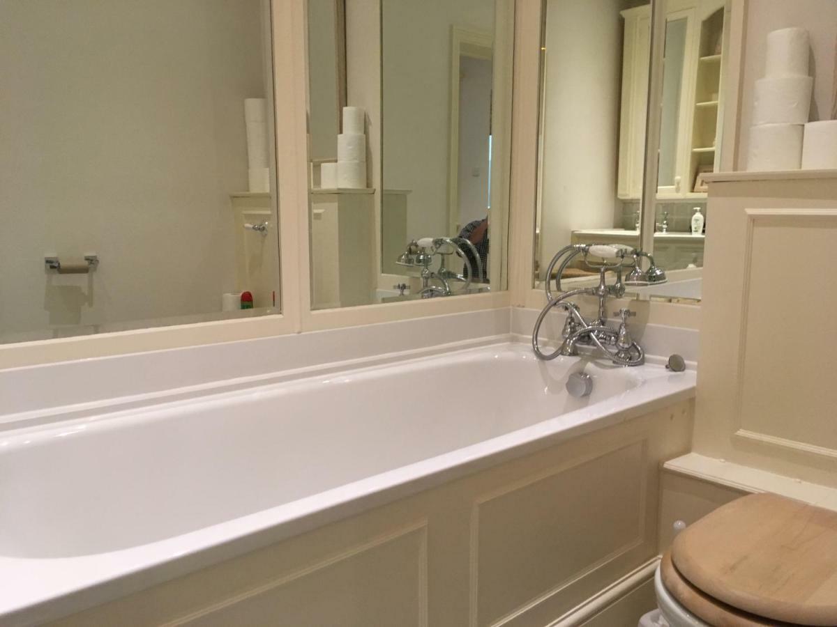 Large 2 Bedroom 2 Bathroom Apartment In Westminster Λονδίνο Εξωτερικό φωτογραφία